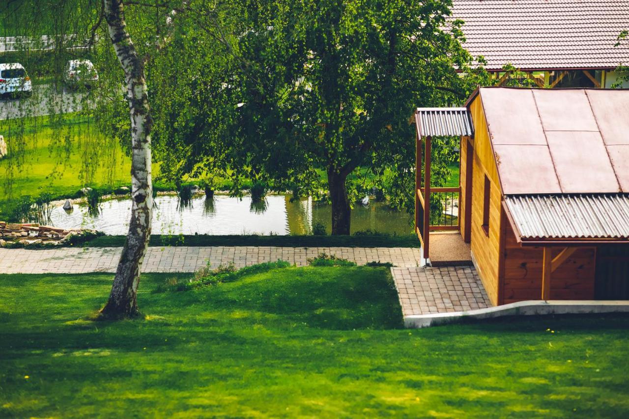 Letovisko Chobot - Village Resort Kácov Exterior foto